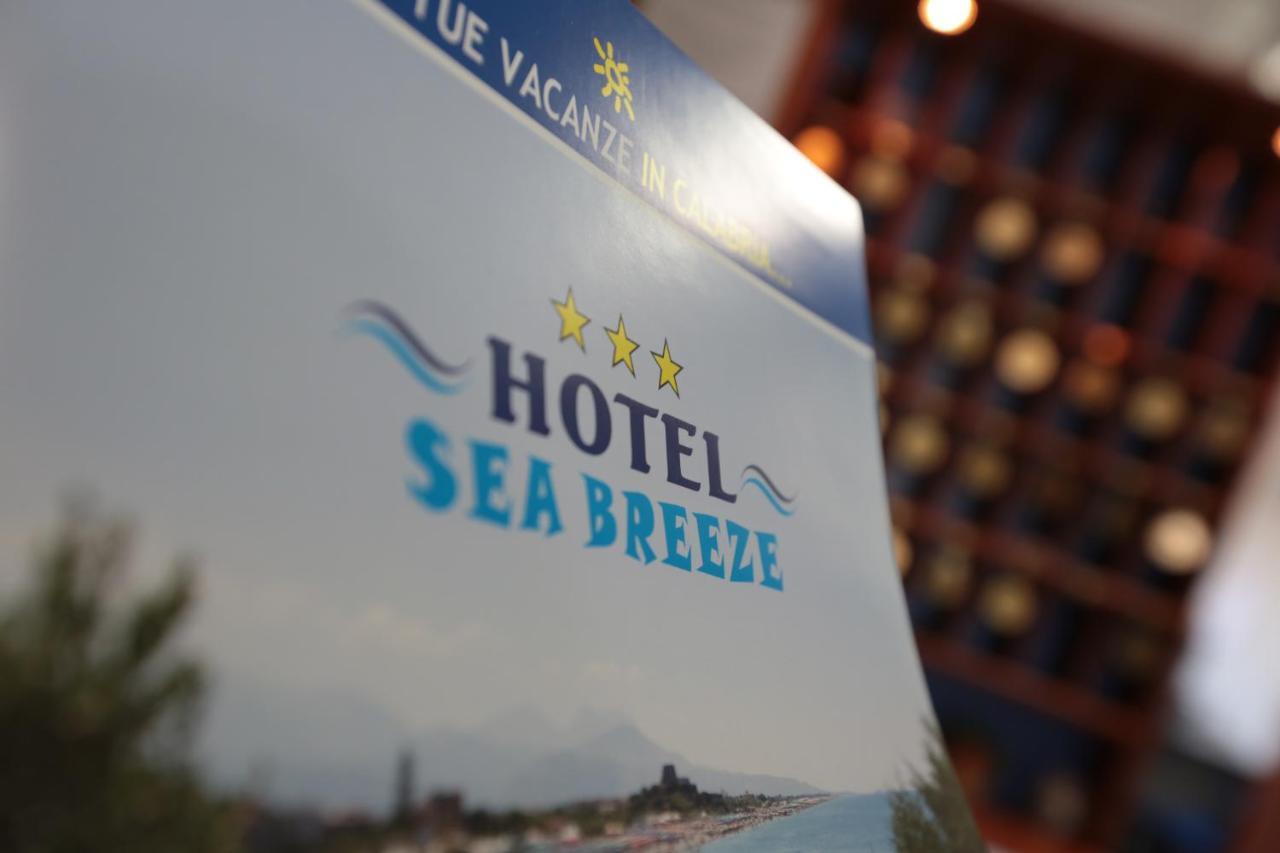 Hotel Sea Breeze スカレア エクステリア 写真